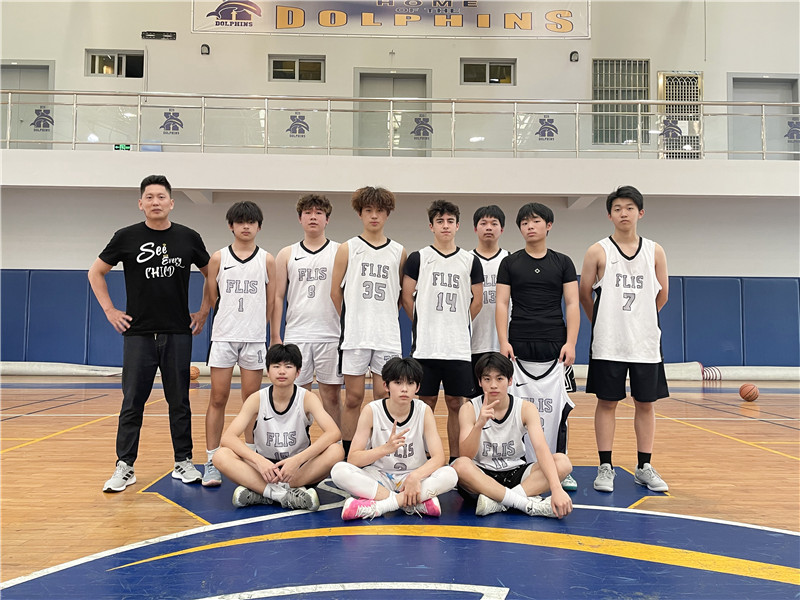 小1(1).jpg